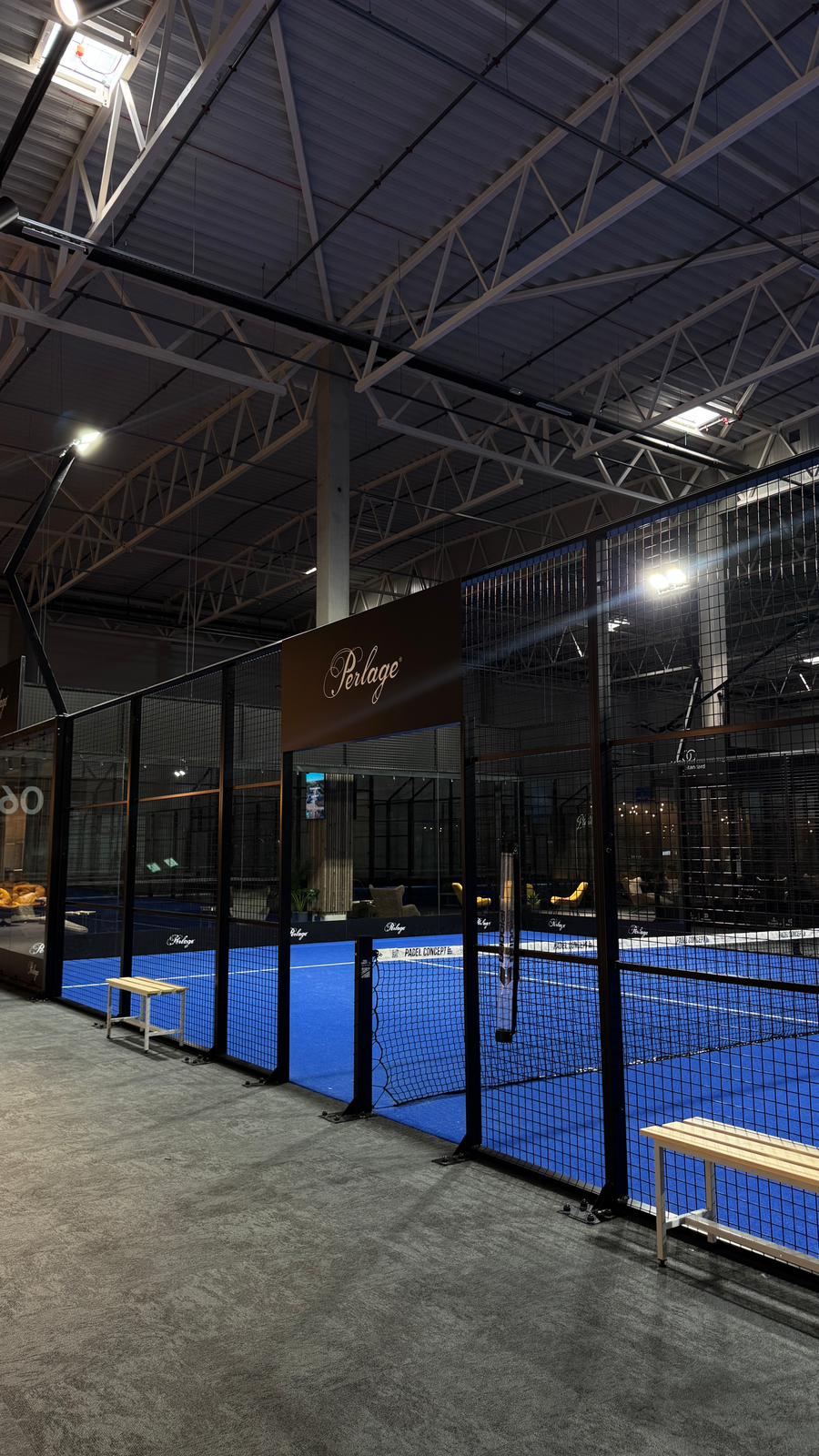 MyPadel padela korti ar zilo segumu